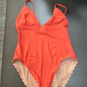 Scalloped JCrew orange swimsuit large
